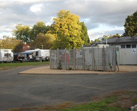 Ross Caravan Park & Heritage Cabins - Accommodation NSW 2