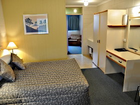 Sunrise Motor Inn - Accommodation NSW 1