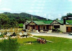 Pub In The Paddock - Accommodation NSW 0