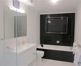 Burnie By The Bay Holiday Apartments - Accommodation NSW 5