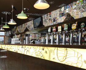 Formby Hotel - Accommodation NSW 3