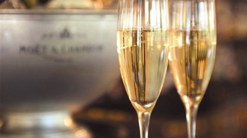 Lyall Hotel And Spa - Accommodation NSW 5