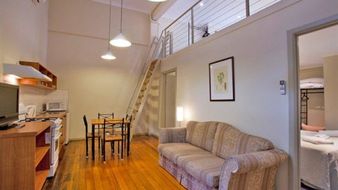 Richmond Hill Hotel - Accommodation NSW 1