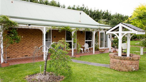 Lakeside Cottage - Accommodation NSW 6