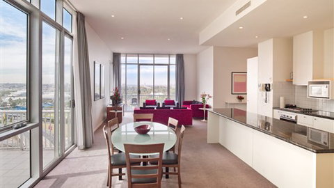 Adina Apartment Hotel Melbourne, Flinders Street - Accommodation NSW 2