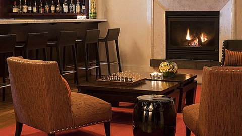 Hotel Lindrum - Accommodation NSW 5
