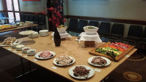 Sovereign Park Motor Inn - Accommodation NSW 0