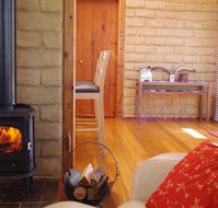 Lyrebird Cottages - Accommodation NSW