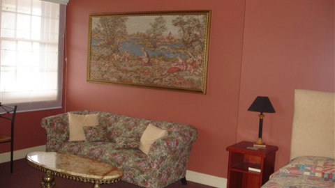 Grand Central Accommodation B&B Cobden - Accommodation NSW 7