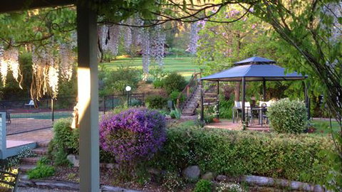 Carawah Ridge Bed And Breakfast - Accommodation NSW 2