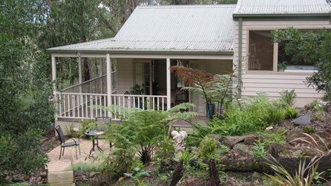 Myers Creek Cascades Luxury Cottages - Accommodation NSW 1