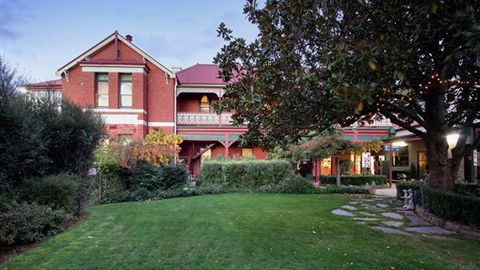 Alzburg Resort Mansfield - Accommodation NSW 0