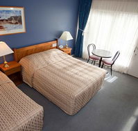 Riverboat Lodge Motor Inn - Accommodation NSW