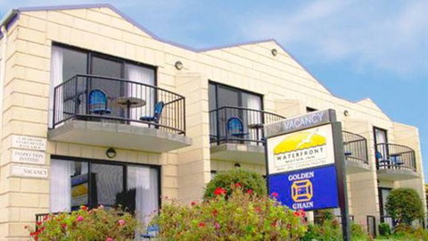 Waterfront Motor Inn - Accommodation NSW 0