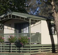 Painters Island Caravan Park - Accommodation NSW