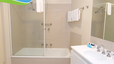 Lornebeach Apartments - Accommodation NSW 5