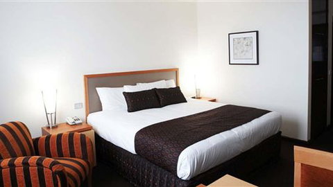 Quality Hotel On Olive - Accommodation NSW 2