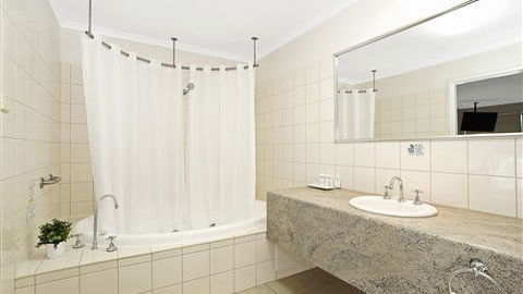 Quality Inn & Suites The Menzies - Accommodation NSW 0