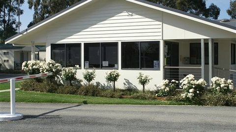 Boomerang Way Tourist Park - Accommodation NSW 1