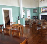 Bank on Main - Accommodation NSW