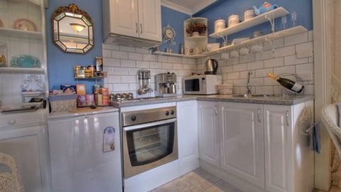 Daylesford Peppermint Springs Spa Retreat - Accommodation NSW 3