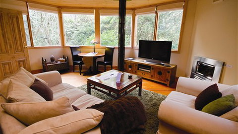 Linden Gardens Rainforest Retreat - Accommodation NSW 7