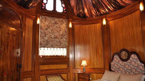 Camelot Tower And Penthouse - Accommodation NSW 0