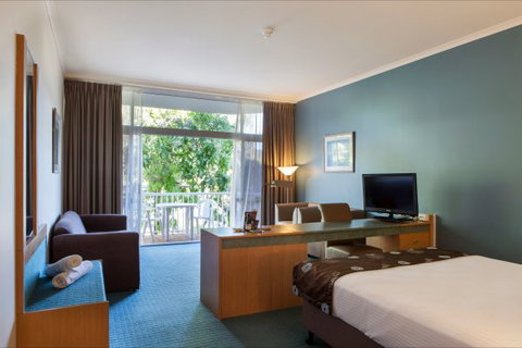 Absolute Beachfront Opal Cove Resort - Accommodation NSW 6