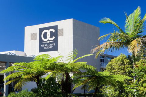 Absolute Beachfront Opal Cove Resort - Accommodation NSW 7