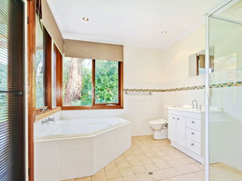 Century 21 SouthCoast: Moana Blue - Accommodation NSW 6