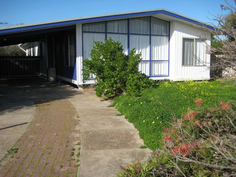 Century 21 SouthCoast: Moana Blue - Accommodation NSW 20