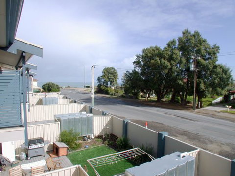 Century 21 SouthCoast: Moana Blue - Accommodation NSW 54