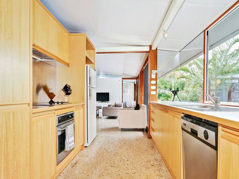 Century 21 SouthCoast: Moana Blue - Accommodation NSW 68