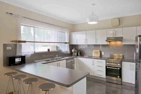 Century 21 SouthCoast: Moana Blue - Accommodation NSW 77