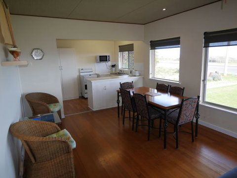 Century 21 SouthCoast: Moana Blue - Accommodation NSW 81