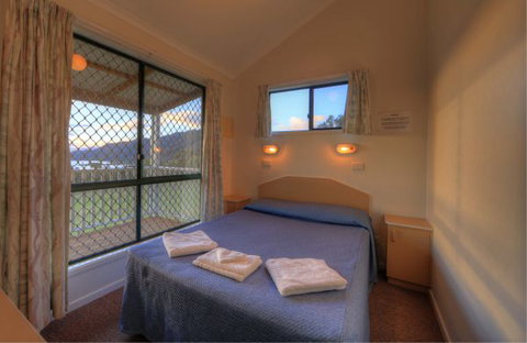 Inland Waters Holiday Parks Lake Glenbawn - Accommodation NSW 8