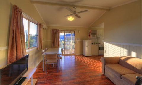 Inland Waters Holiday Parks Lake Glenbawn - Accommodation NSW 9