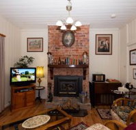 Tenterfield Historic Luxury Cottage - Accommodation NSW