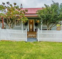 Hindmarsh Park Holiday Cottage - Accommodation NSW