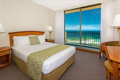Quality Hotel NOAHS On The Beach - Accommodation NSW 2