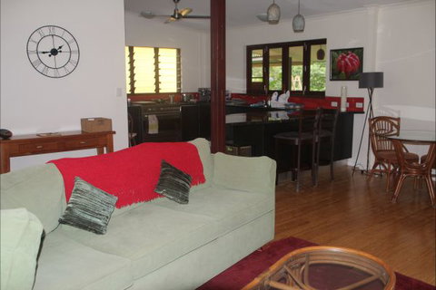 Rakhi Retreat - Accommodation NSW 3