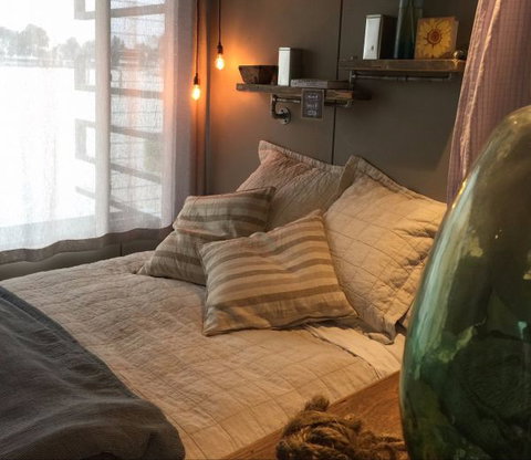 Bill's Boathouse - Accommodation NSW 2