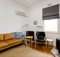 Castleview Cottage - Accommodation NSW