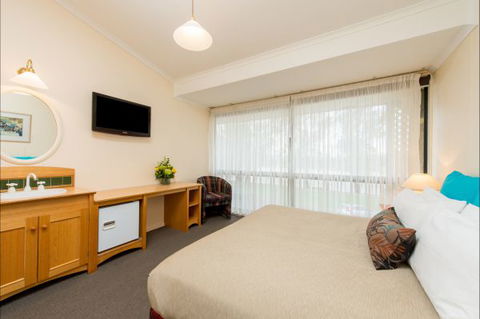Berri Hotel - Accommodation NSW 3