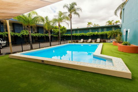 Berri Hotel - Accommodation NSW 5
