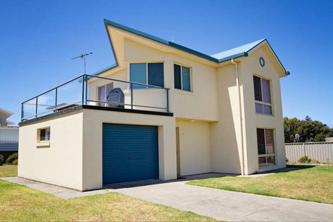 Fensom's Holiday Home - Accommodation NSW 31