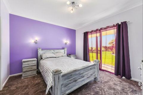 Fensom's Holiday Home - Accommodation NSW 12