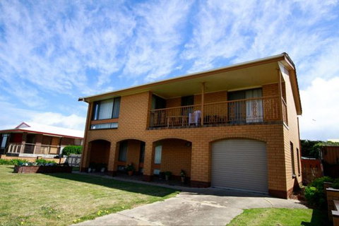 Fensom's Holiday Home - Accommodation NSW 22