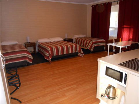 Acacia Ridge Motor Inn - Accommodation NSW 4