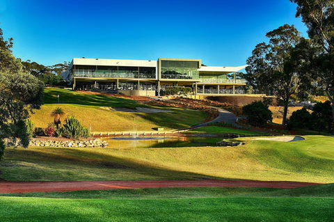Nelson Bay Golf Club - Accommodation NSW 5